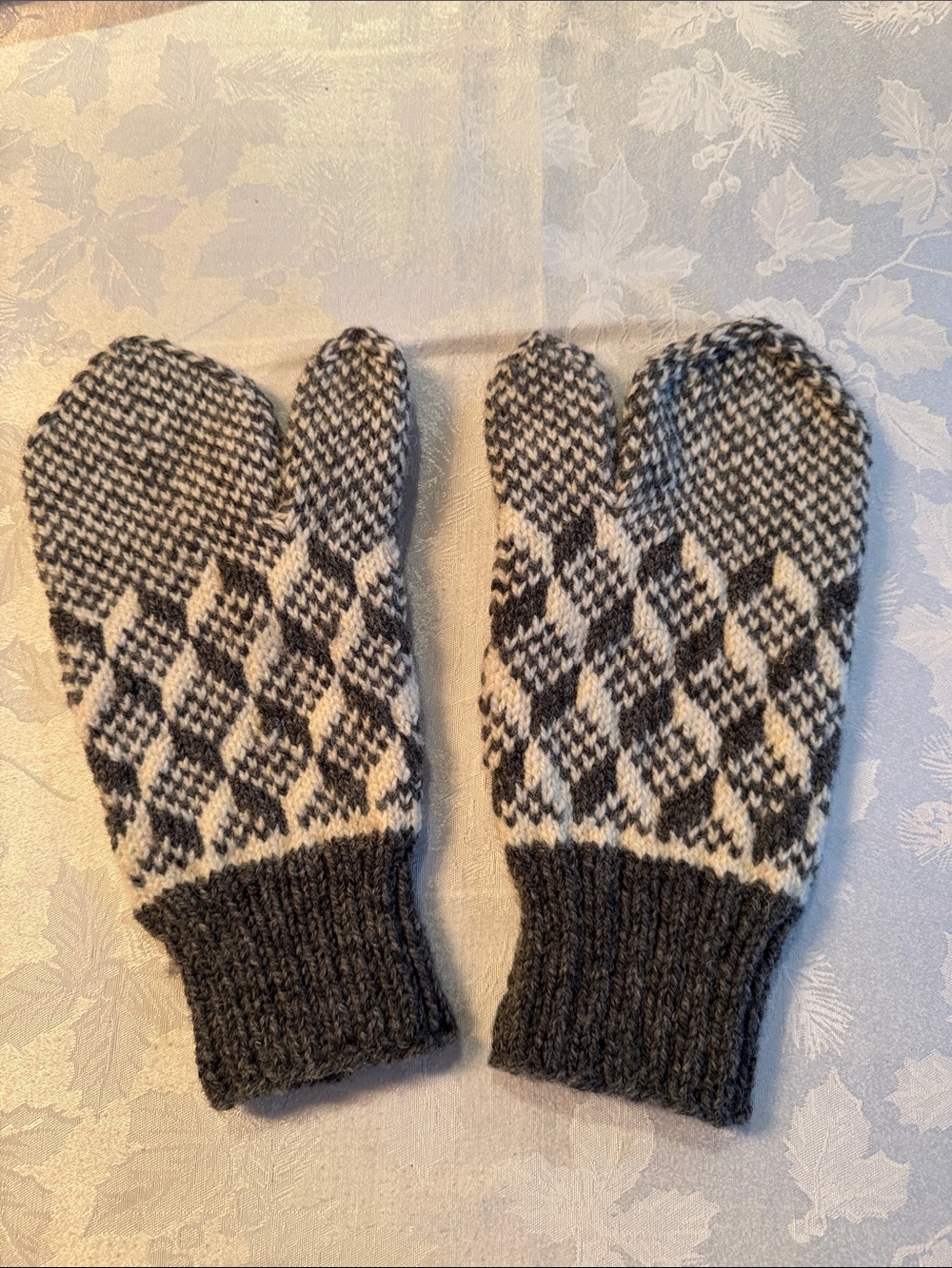 Men’s Handcrafted Wool Mittens